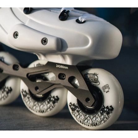 FR SKATES - FR1 80 Deluxe Intuition 2023 - White - 2 