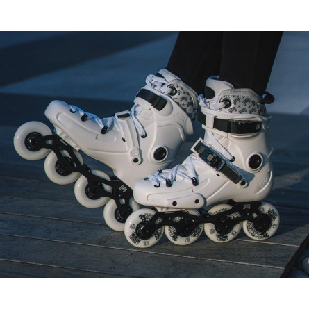 FR SKATES - FR1 80 Deluxe Intuition 2023 - White - 1 